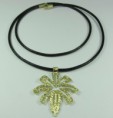 /products/colgante-mangrana-pequena-oro/